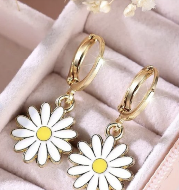 Daisy Earrings